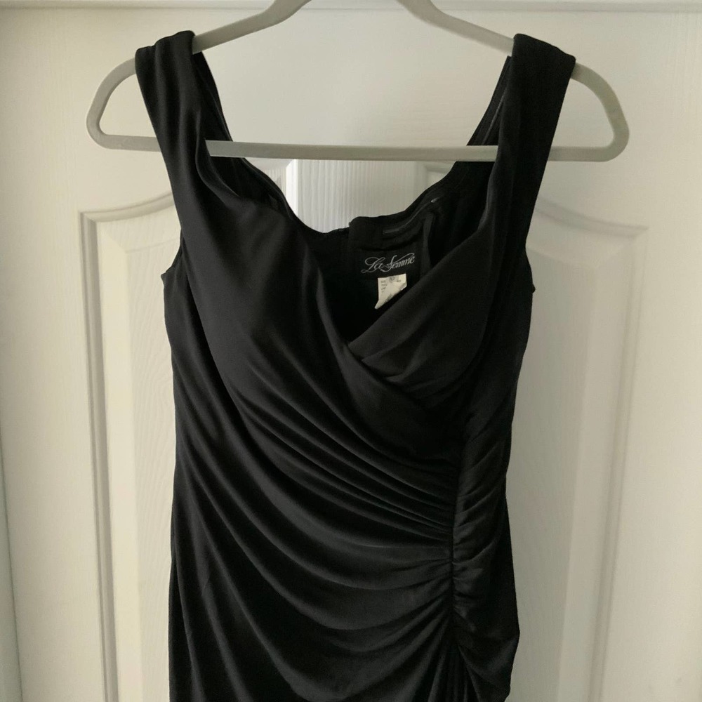 La Femme Off the Shoulder Jersey Ruched Long Dress Black - Picture 7 of 9